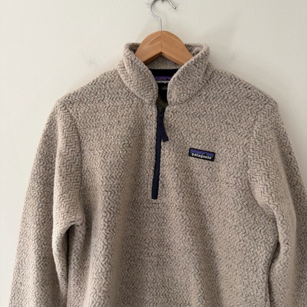 Patagonia Woolyester Fleece Pullover Beige Navy Size Small Outdoor Cozy Coastal - Picture 3 of 9